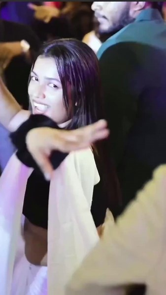 Experience the Vibrant Nightlife of Colombo, Sri Lanka