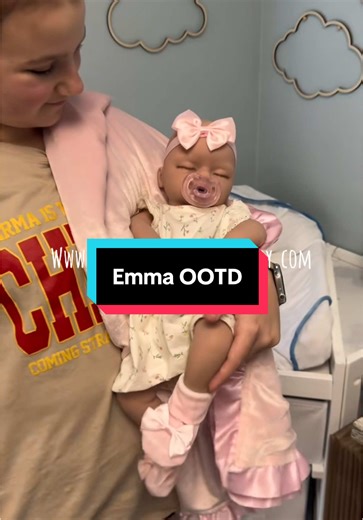 #lunamoonadollnursery #fabulouslifeoflala #baby #reborn #muneca #doll #realisticdoll #fullbodysiliconebaby #siliconebaby #fullbodysiliconedoll #siliconedoll #dollnursery #dolladoption #babygirl #ootd #babyootd #emma