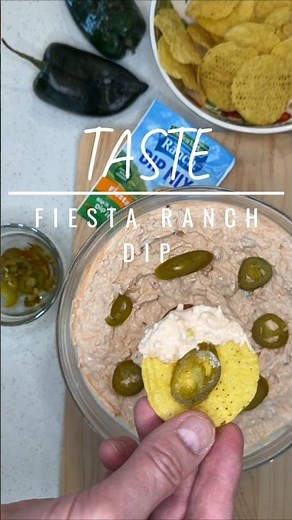 Easy Fiesta Ranch Dip | Creamy Cheesy Party Appetizer for Any Occasion 🎉 #ranch #partyfood #cheese