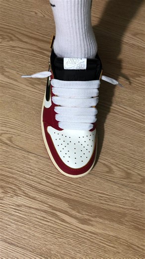 Dây giày bản to cho sneaker phong cách retro