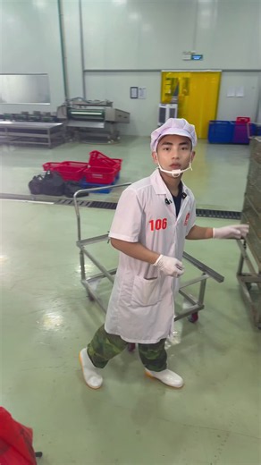 Chân gà khổng lồ Bà Tuyết giá bao nhiêu