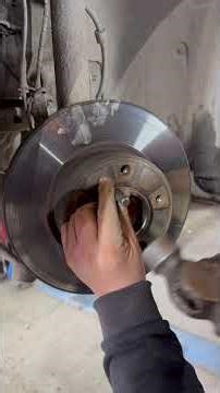 Removing the Brake Disc — Quick and Easy #carrepair #automobile #engineblock #mechanic