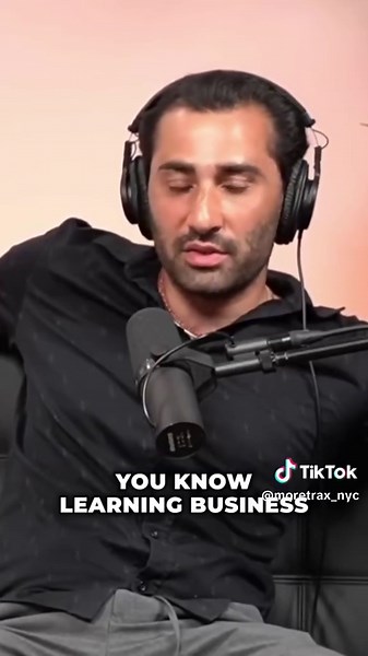 Building Your Knowledge Castle Through Online Learning