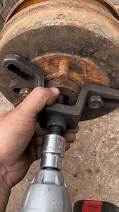 Brake drum puller | Hardware Tools