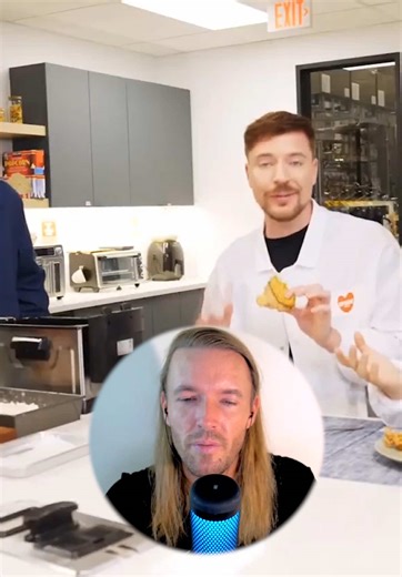 Lab-Grown vs. Real Chicken Sandwich Taste Test