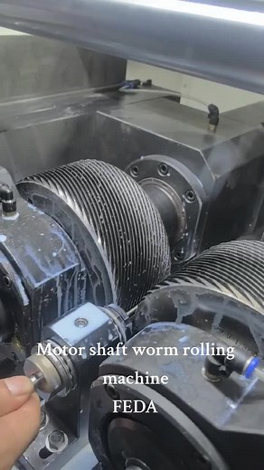 Motor shaft worm thread rolling machine #screw #worm #cncmachine #motor #shaft
