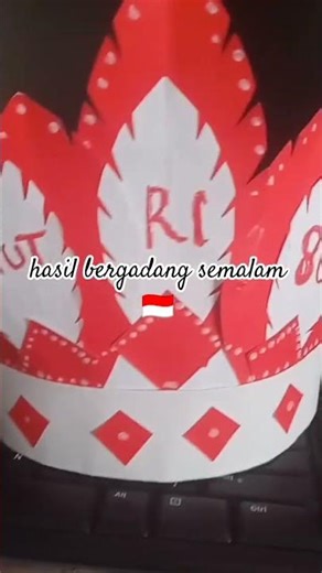 Membuat topi kreasi untuk hari merdeka 🇮🇩#17agustus #harikemerdekaan #merahputih#kerajinantangan