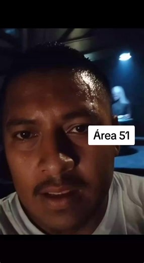 Encuentros en el Área 51: Revelaciones de un viajero