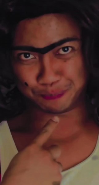 rolanda doing her makeup is my new aesthetic 😍🥺❤✨ #foryou #fyp #foryou #4you #richard #rolanda #edit #shakespear