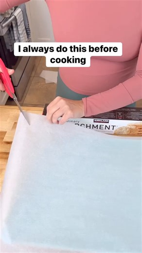 313K views · 2.1K reactions | Holds parchment paper in place #cooking #baking #bakinglove #kitchen | Liz & Jeff | Facebook