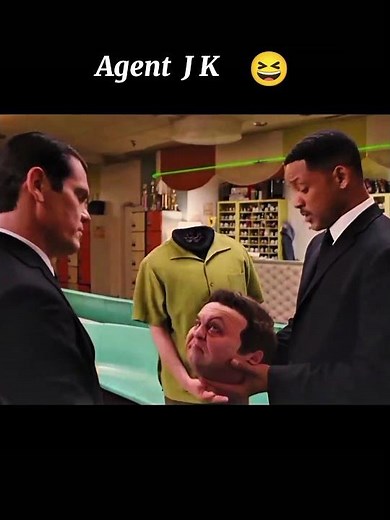 Men in Black 2 Part 4 | Four Handed Alien Attack | Agent J & K vs Alien Battle Scene