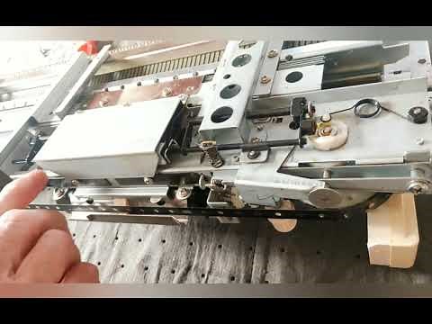 Advanced trouble shooting of a Brother 892 knitting machine mis-patterning.