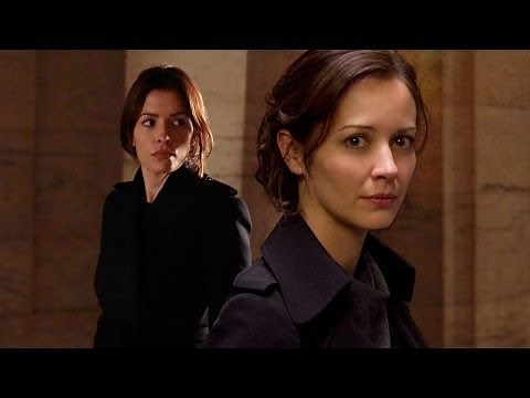 Person of Interest: Sarah Shahi & Amy Acker Interview - New York Comic Con 2013