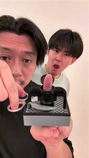 #funny #magic #面白い @Buzz Magician Shin シン | Magic Trick Videos On Tiktok