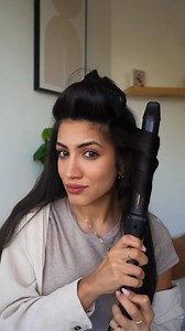 13K views · 157 reactions | A bouncy blowout is always a must✨ #bouncyblowout #hairtutorial #holidayhair #fypシ #victoriassecret @The Drybar dry shampoo and @Redken texture spray @Bio Ionic 1.5 curling iron | Mariaaiellohair | Facebook