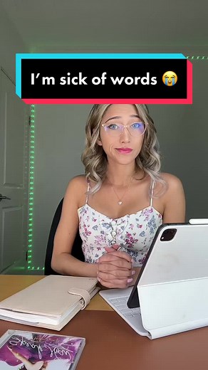 These SIMPLE study hacks are the secret to getting Straight As - but you have to actually DO them for it to work 😉🧠💯✅ - #studyhacks #students #studentproblems #highachiever