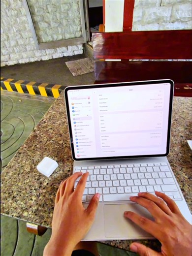 Buying 13-inch iPad Pro M5 with Magic Keyboard & Apple Pencil Pro