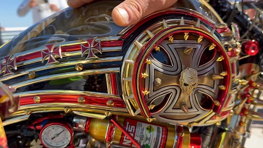 184K views · 2.5K reactions | The Gucci chopper attracts a big crowd and steals the show on the boardwalk at Daytona Bike Week | CycleDrag | Facebook