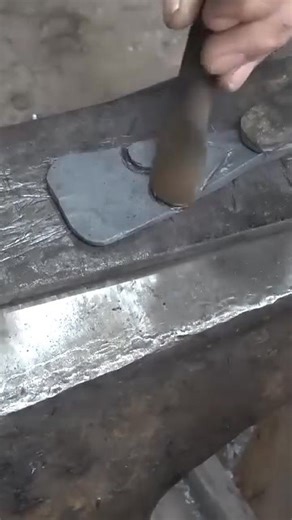 Forging steel scraps into utility hooks