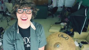 CUTE BUT WEIRD THINGS GIRLS DO | Danny Edge