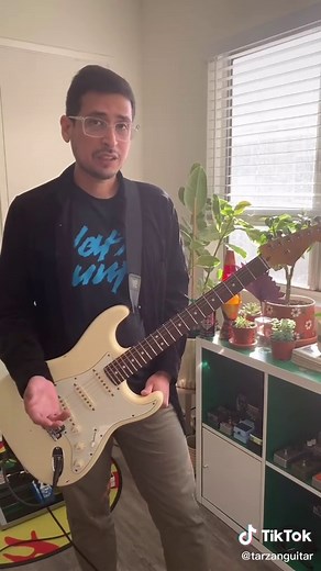 Electric Guitar Tuning Tutorial for Beginners