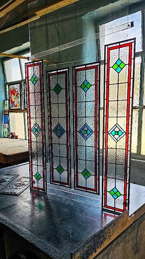 27K views · 2.8K reactions | This traditionally leaded entrance set that I made was collected on Friday of this week. Heading down to London to be fitted in its new home ❤️. I do love a good red and reeded glass border combo! 﫶 | Light Leaded Designs | Facebook