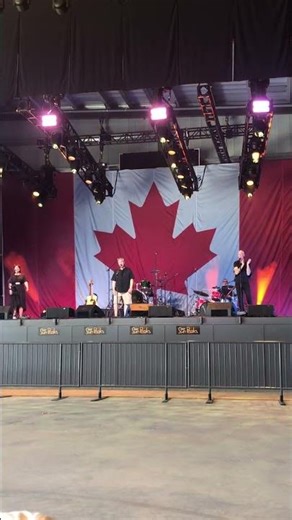 Maritime Kitchen Party Perform Newfoundland Classic at Sun Peaks Canada Day 2025