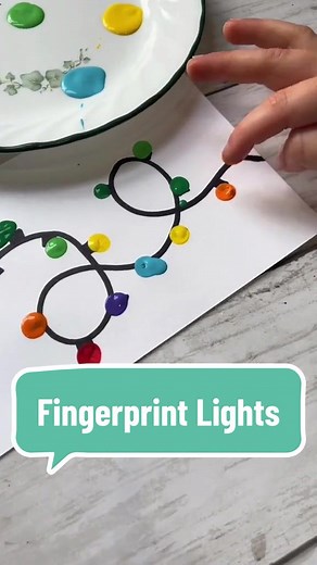 Fingerprint Christmas lights 👆🎄 #christmascraftsforkids