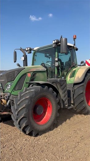 Fendt Vario 724 mit Kompaktomat K600 #farming #agriculture #fendt #foryou #viral