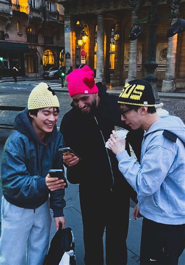 Création de bonnets au crochet inspirés par Jaden Smith