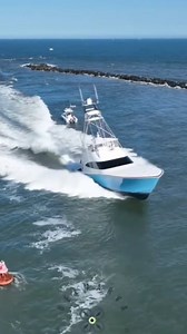 178K views · 550 reactions | Seakeeper demo boat taking waves in the...
