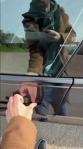 Essai découverte de la Tesla Model 3 Performance !
