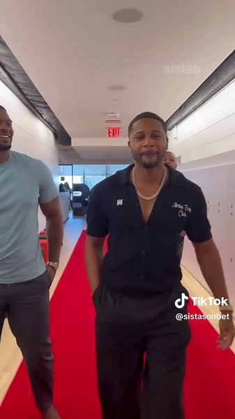 Man Crush Monday goes out to our FAVORITE men of Sistas, and the universe continue to grow. We think it's time for an update—what do y'all think? 👀 Catch an all-new episode of Sistas, Wednesday 9/8c! #SistasOnBET