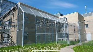 Rizzuto clan allegedly targeted in shooting outside Montreal jail