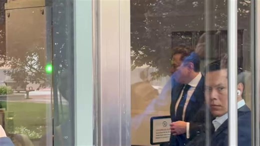 Elon Musk, Sam Altman, and Greg Brockman all arrived at the courthouse early this morning.Musk arrived in a black Cadillac (not a Tesla) and entered with his team from the basement.
