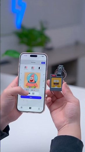 New GPS Tracker Keychain with Custom Display Smart Tech Gadgets #gpstracker #gpstrackers #techgadget