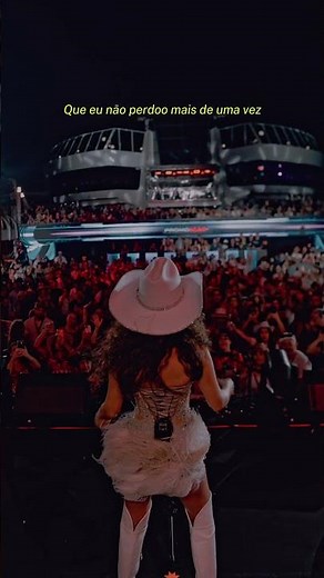 First live performance of "Amar De Novo"