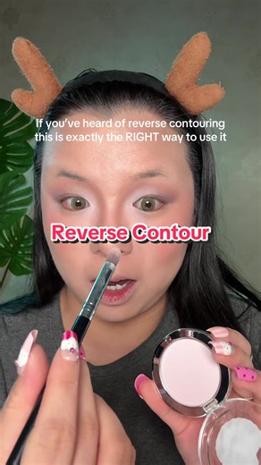 Mastering Reverse Contouring for Dramatic Makeup Looks