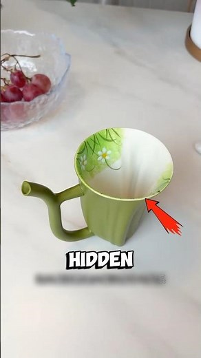 What Happens When You Pour Tea Into This Magic Cat Cup? ☕🐱