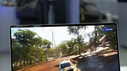 ROG笔记本电脑高端大气上档次，专为游戏与创作设计，高性能配置畅享丝滑体验，大屏沉浸视觉，散热强劲持久输出，带你畅玩每一刻。