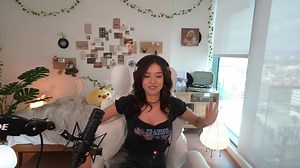 pokimane - poki shaking ah