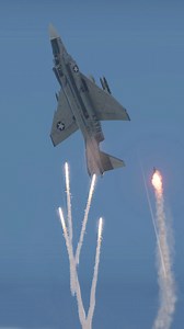 F-4 Phantom II Pilot Tries to Dodge Second Missile Extreme Danger !#missile #fighterjet #dogfight | CreativeComparison