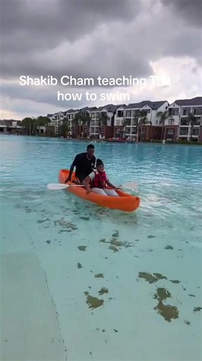 Shakib Cham Teaches Tifa Swimming Techniques