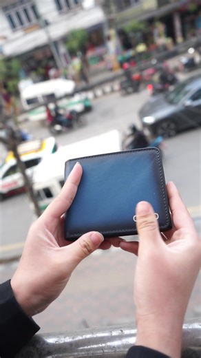 Stylish Blue Leather Wallet for Everyone