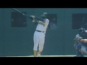 Tony Gwynn's double breaks tie in Game 5 of the 1984 NLCS