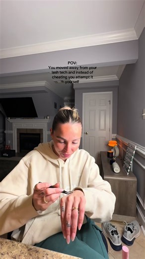 DIY Eyelash Extensions: The Challenges & Fun of Lashing