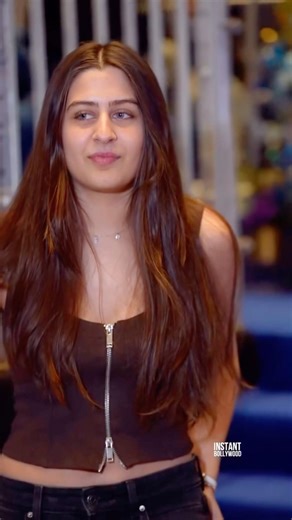 Introducing the “VitaWear SmartBand, “ a next- generation wearable gadget🎉#aryankhan #srk #kajol