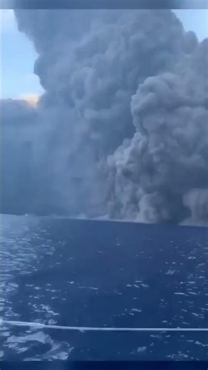 Ocean Boat Captures Epic Volcanic Eruption! 🌋😮