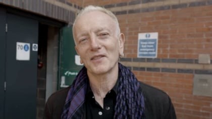 DEF LEPPARD's PHIL COLLEN Doesn't Have Any Plans To Retire: 'Not When I Feel Like This'