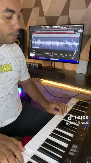 Kaidah Musik Kasidah Maluku Utara untuk Nostalgia